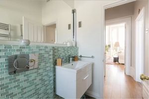 Bathroom- click for photo gallery